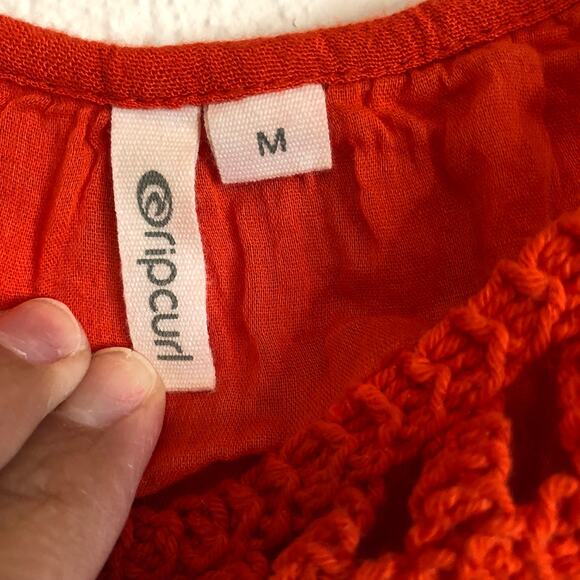 Ripcurl cold shoulder blouse crochet orange short sleeve bohemian Size Med - Picture 3 of 4